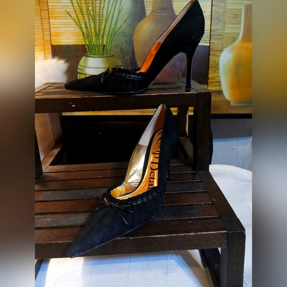 Black High Heel Pumps